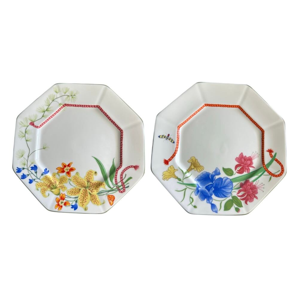 6 Vintage discontinued Flores dinner plates designed by Lynn Chase